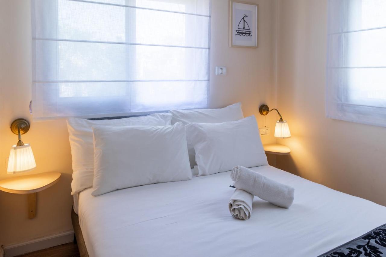 Domus Bat Galim Hotel Хайфа Екстериор снимка