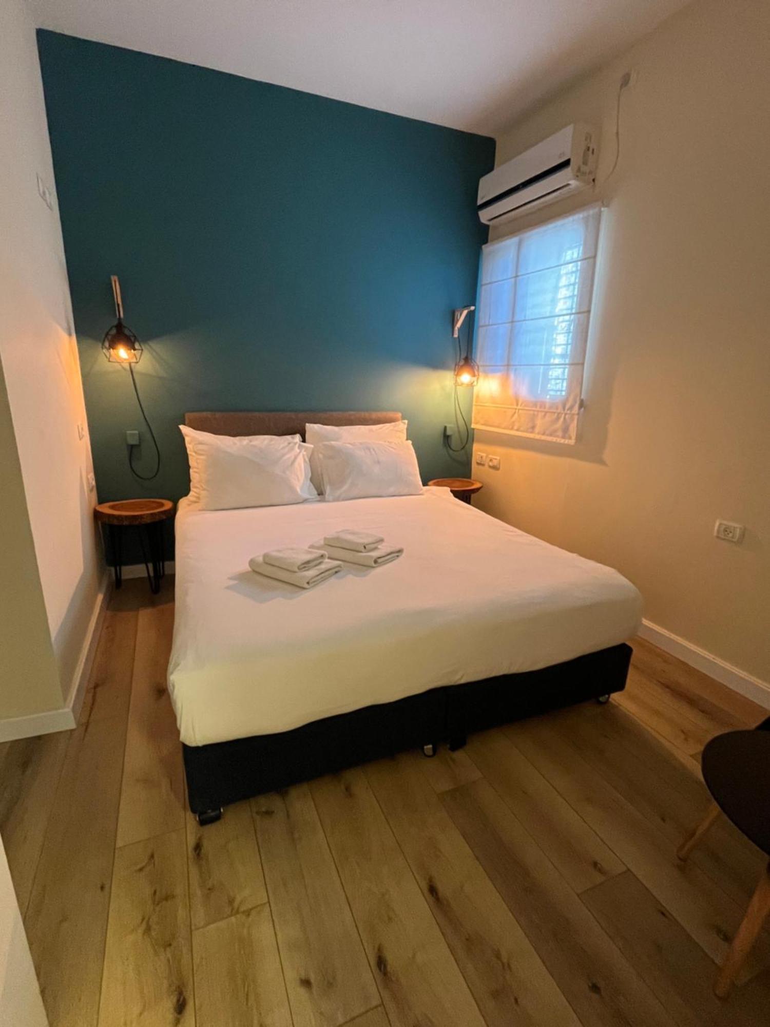 Domus Bat Galim Hotel Хайфа Екстериор снимка