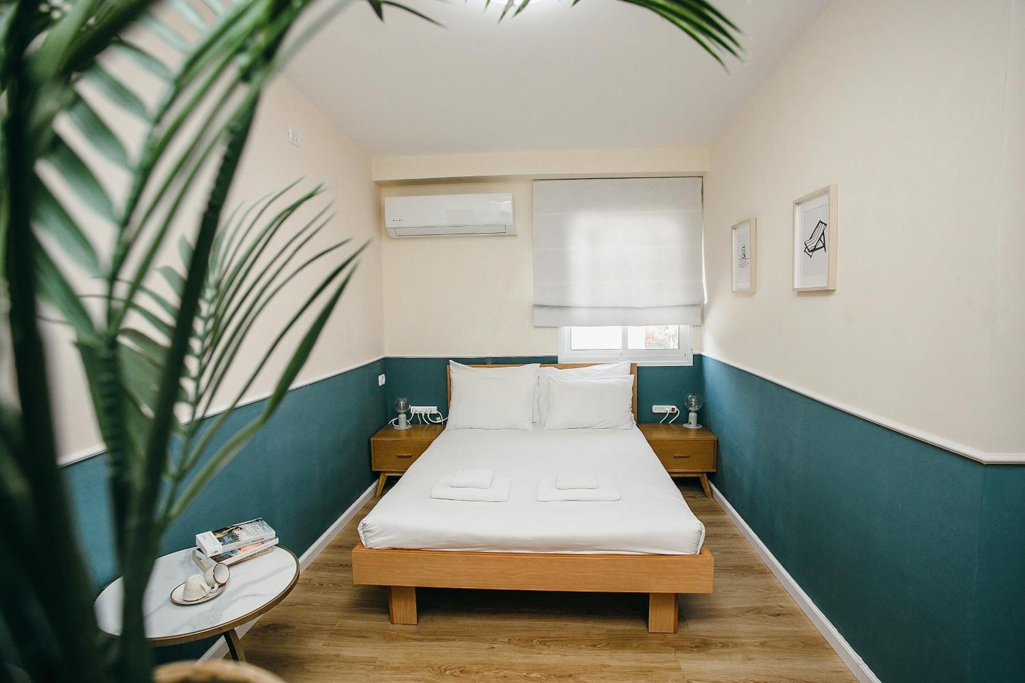 Domus Bat Galim Hotel Хайфа Екстериор снимка